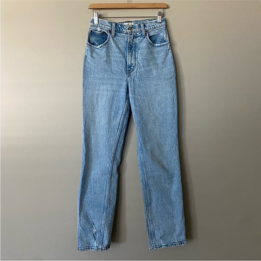 Abercrombie & Fitch 90s Ultra High Rise Straight Leg Jeans